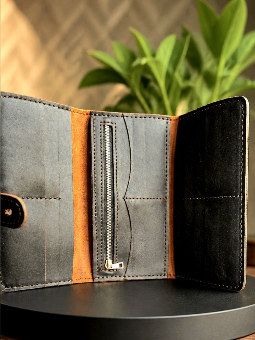 Portland Leather Goods Women's Tri-fold Wallet - Picture 4 of 8